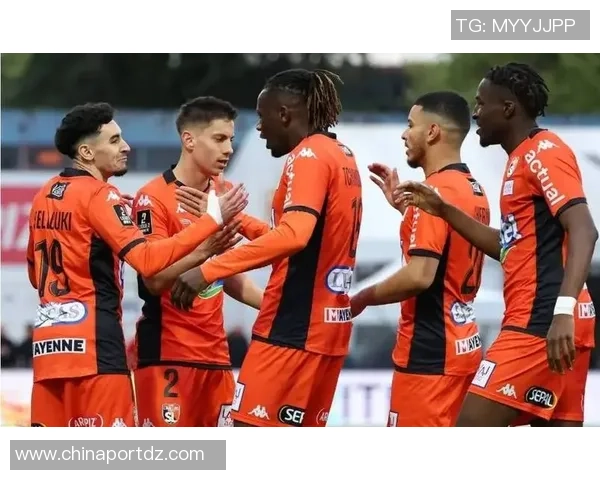 拉瓦勒与尼斯对决精彩纷呈谁能在赛场上笑到最后